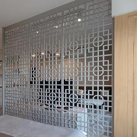 Apartment Mennica *