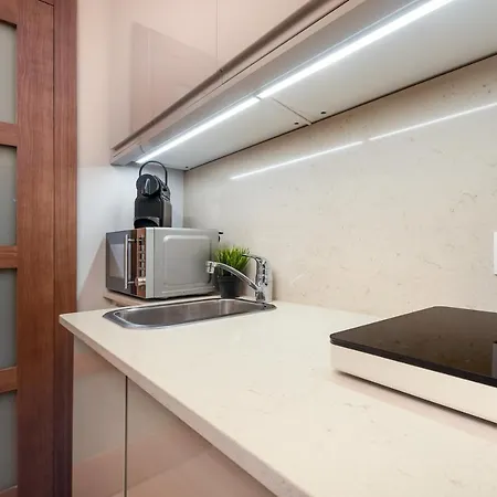 Nowy Swiat Cozy By Renters Apartamento Varsóvia
