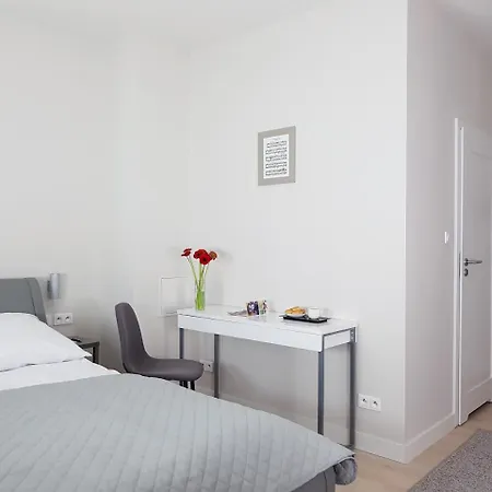 Hotel apartamentowy Chopin - Eco Warszawa