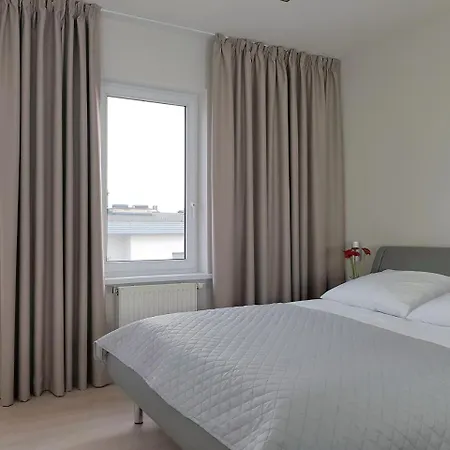 Chopin - Eco Hotel apartamentowy 3*