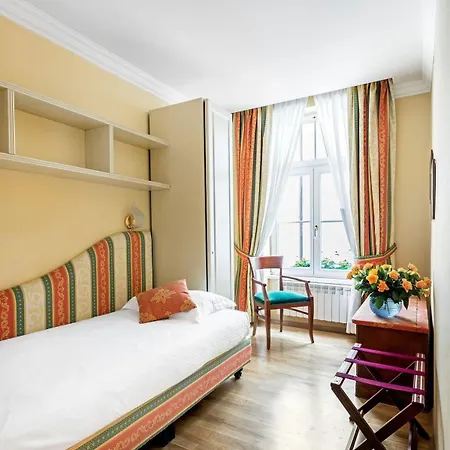 St. Andrew's Palace 4* Varšava