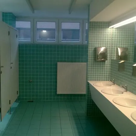 Хостел Dom Studencki Mikrus *