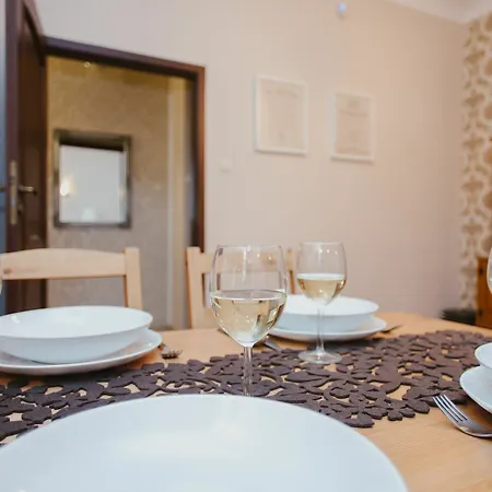 Shortstaypoland Sienna Apartmán