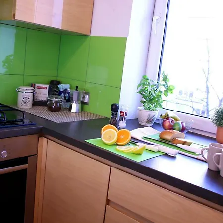 Stylish And Spacious By Cooee Apartament *