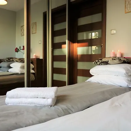 Apartament Stylish And Spacious By Cooee *