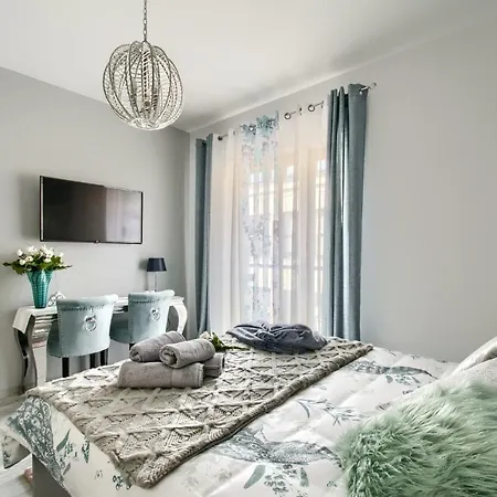 Centrum Pawia Deluxe- W Studiu Wentylator-fan Apartman