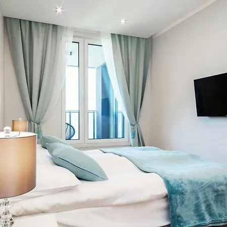 Aura Sky By Renters Apartment