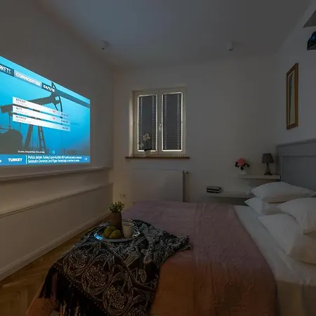 P&O Home Cinema Apartment Zakroczymska *