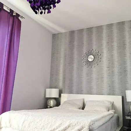 100 Sqm Wilanów * Varsovia