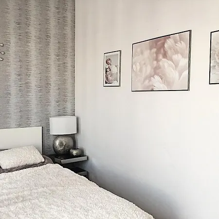 100 Sqm Wilanów Apartamento
