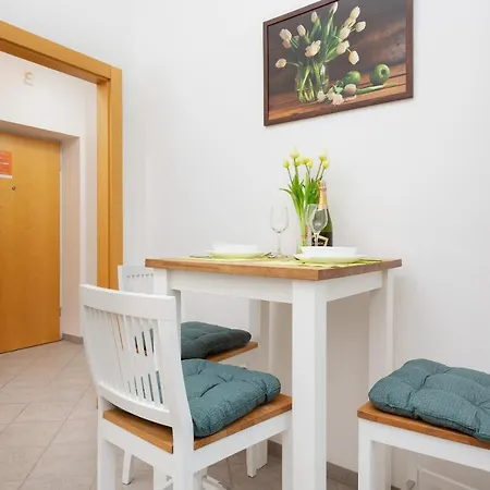 Apartamento Warecka By Renters Varsovia