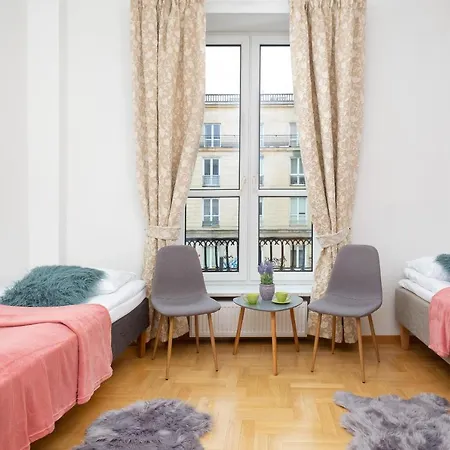 Warecka By Renters Apartamento *