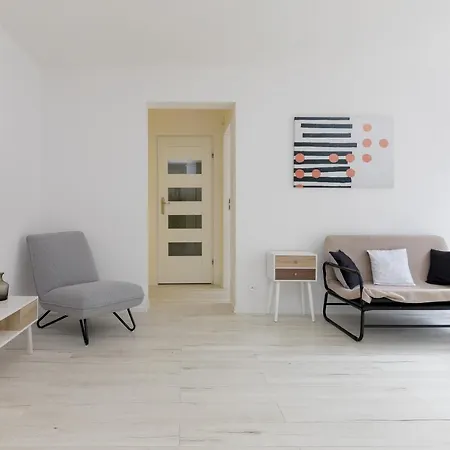 Appartement Rondo Onz Sunny Warschau